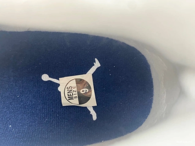 One Kick Midnight Air DH6927-140 Navy Jordan 4 0803